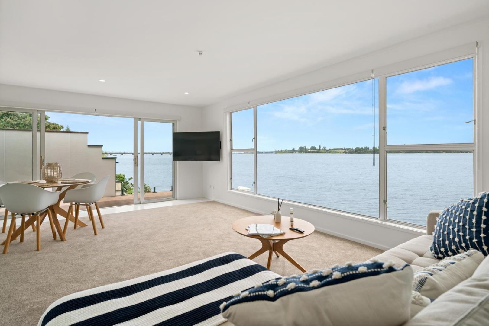 Harbour View Motel And Waterfront Apartments 타우랑가 외부 사진